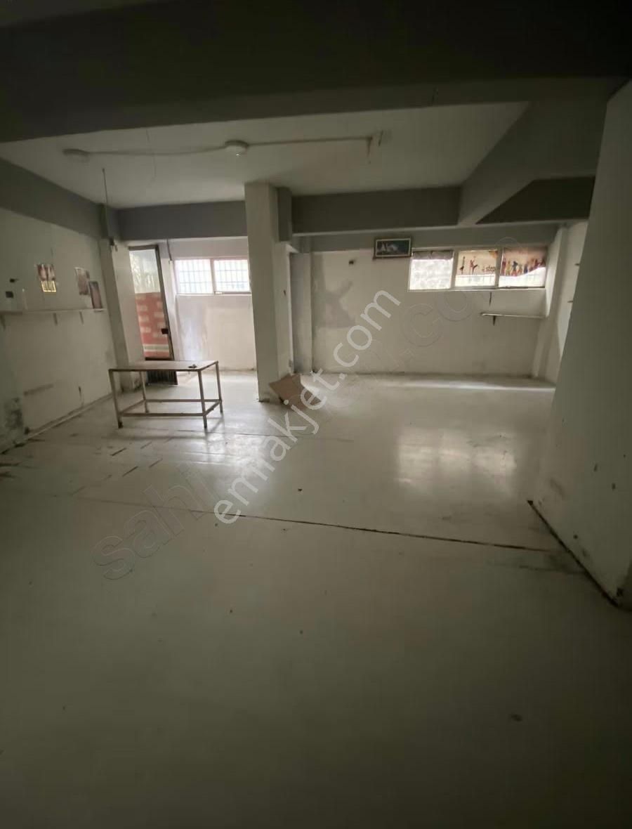 Cadde Üzeri Satılık Dükkan - Görsel 10