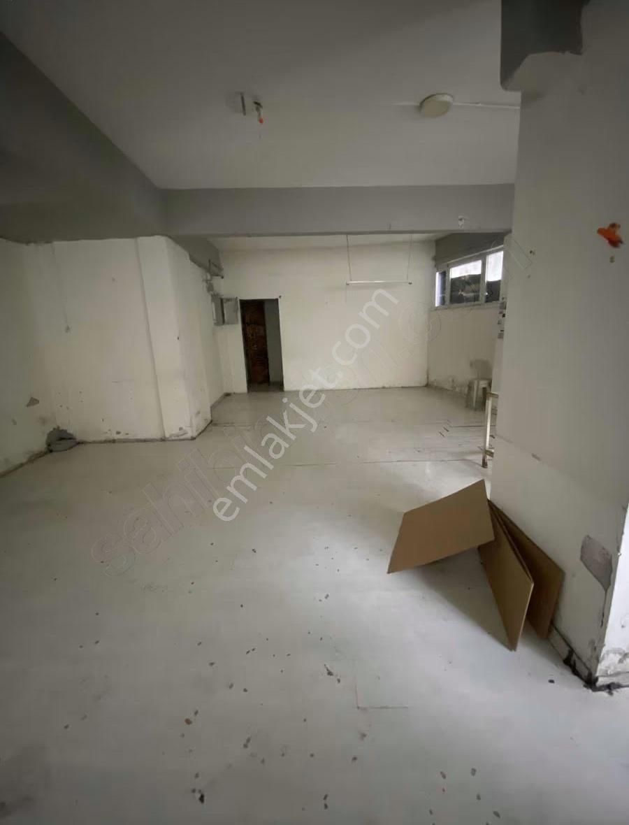 Cadde Üzeri Satılık Dükkan - Görsel 8