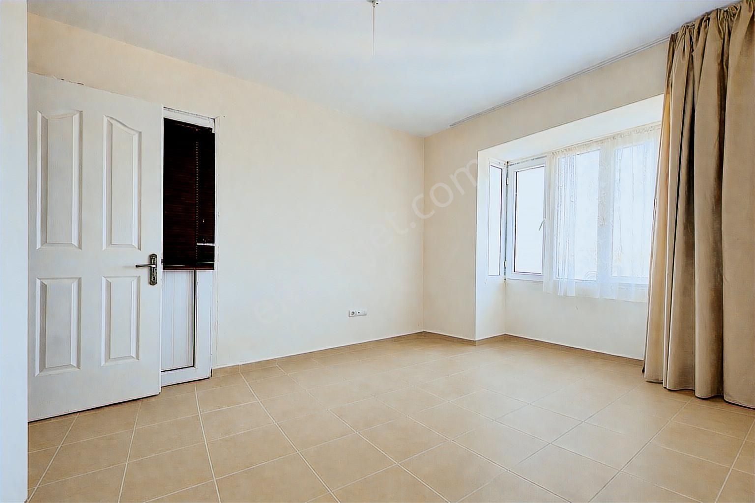 Bodrum Milas Güllük'te Panoramik Deniz Manzaralı Triplex Villa - Görsel 4