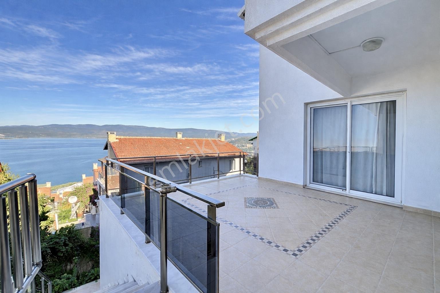 Bodrum Milas Güllük'te Panoramik Deniz Manzaralı Triplex Villa - Görsel 8