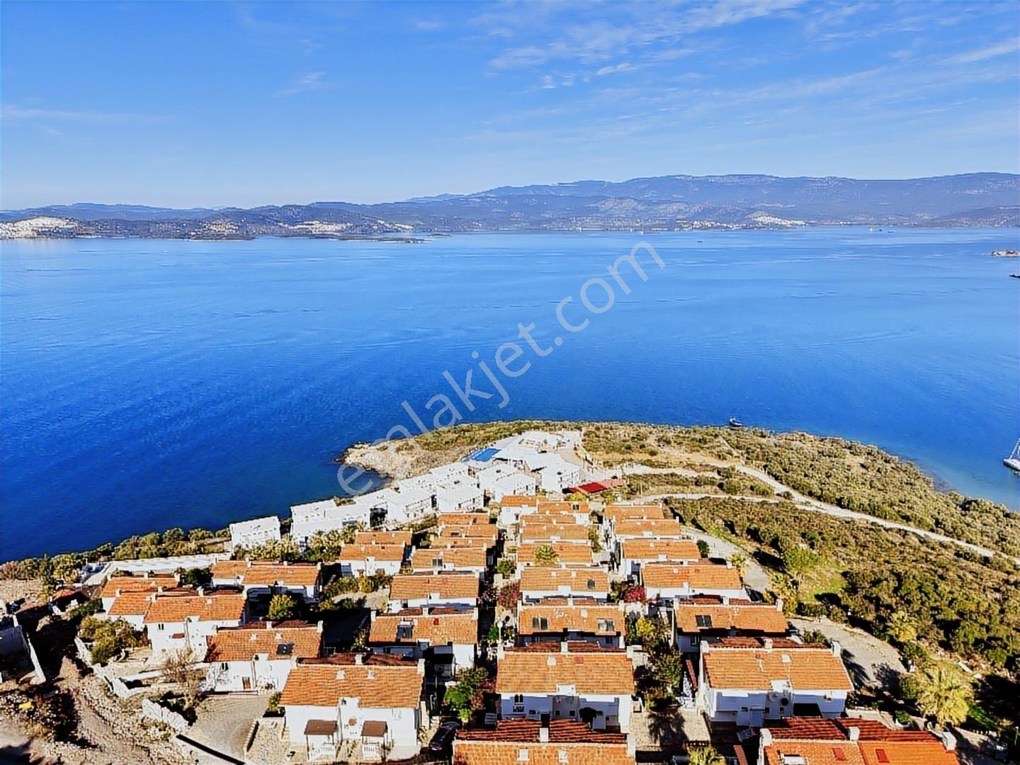 Bodrum Milas Güllük'te Panoramik Deniz Manzaralı Triplex Villa - Görsel 4