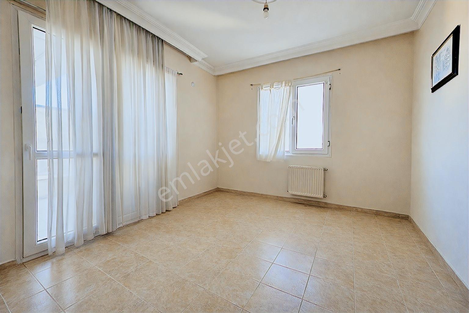 Bodrum Milas Güllük'te Panoramik Deniz Manzaralı Triplex Villa - Görsel 13