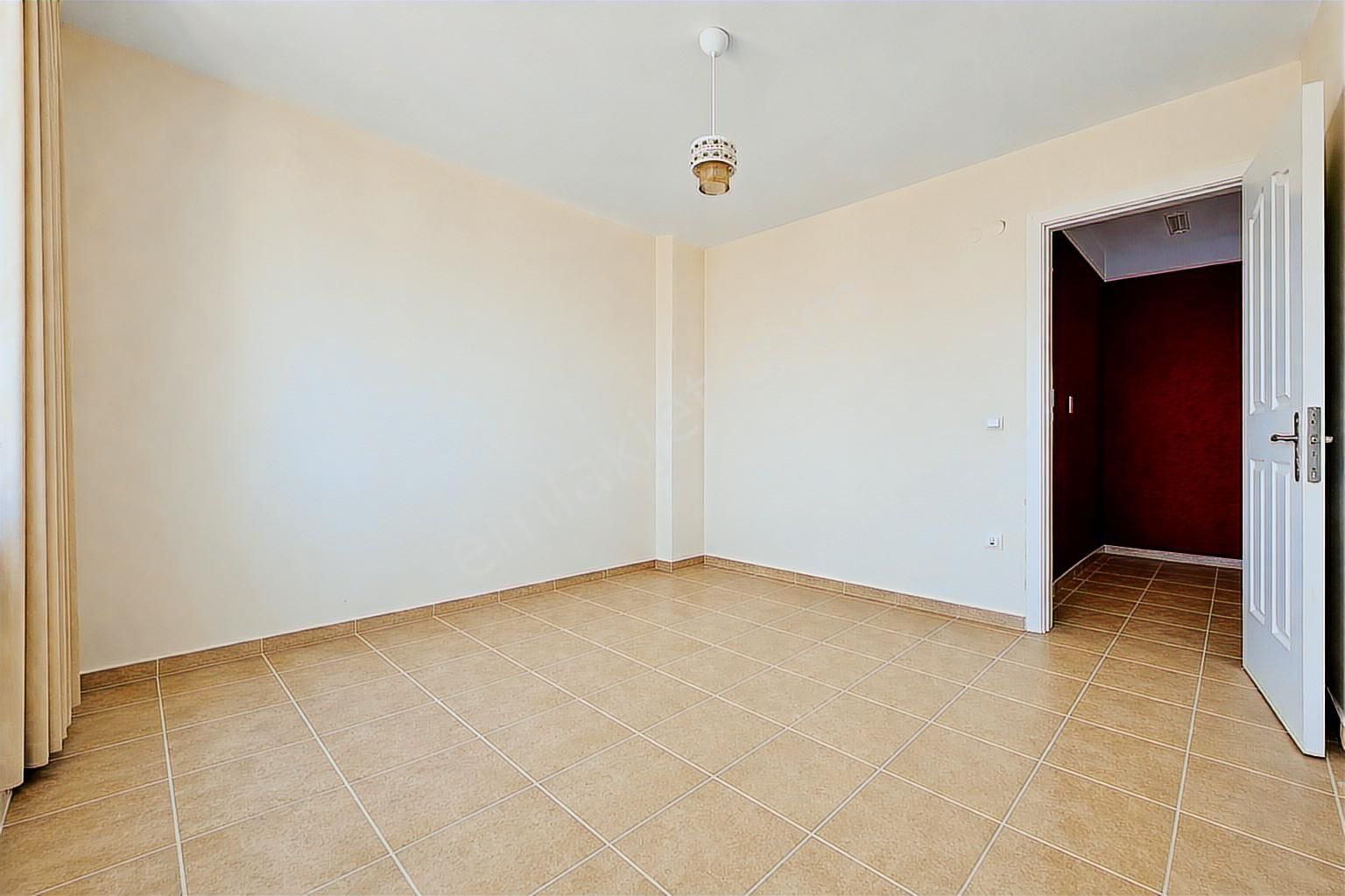 Bodrum Milas Güllük'te Panoramik Deniz Manzaralı Triplex Villa - Görsel 14