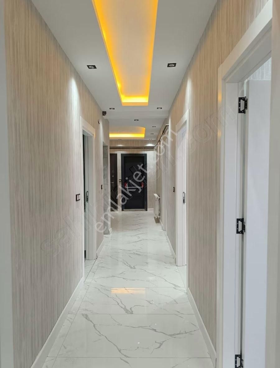 Güzelşehir Güzelyurt Sınırında 2+1 Ara Kat Kiralık Lüks Daire - Görsel 2