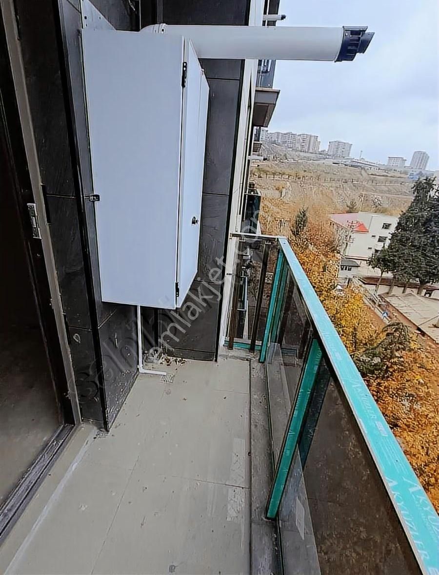 Akbayır Mahallesi Gap Dairesi Sahası Yani 1+1 Eşyalı Kiralık - Görsel 7