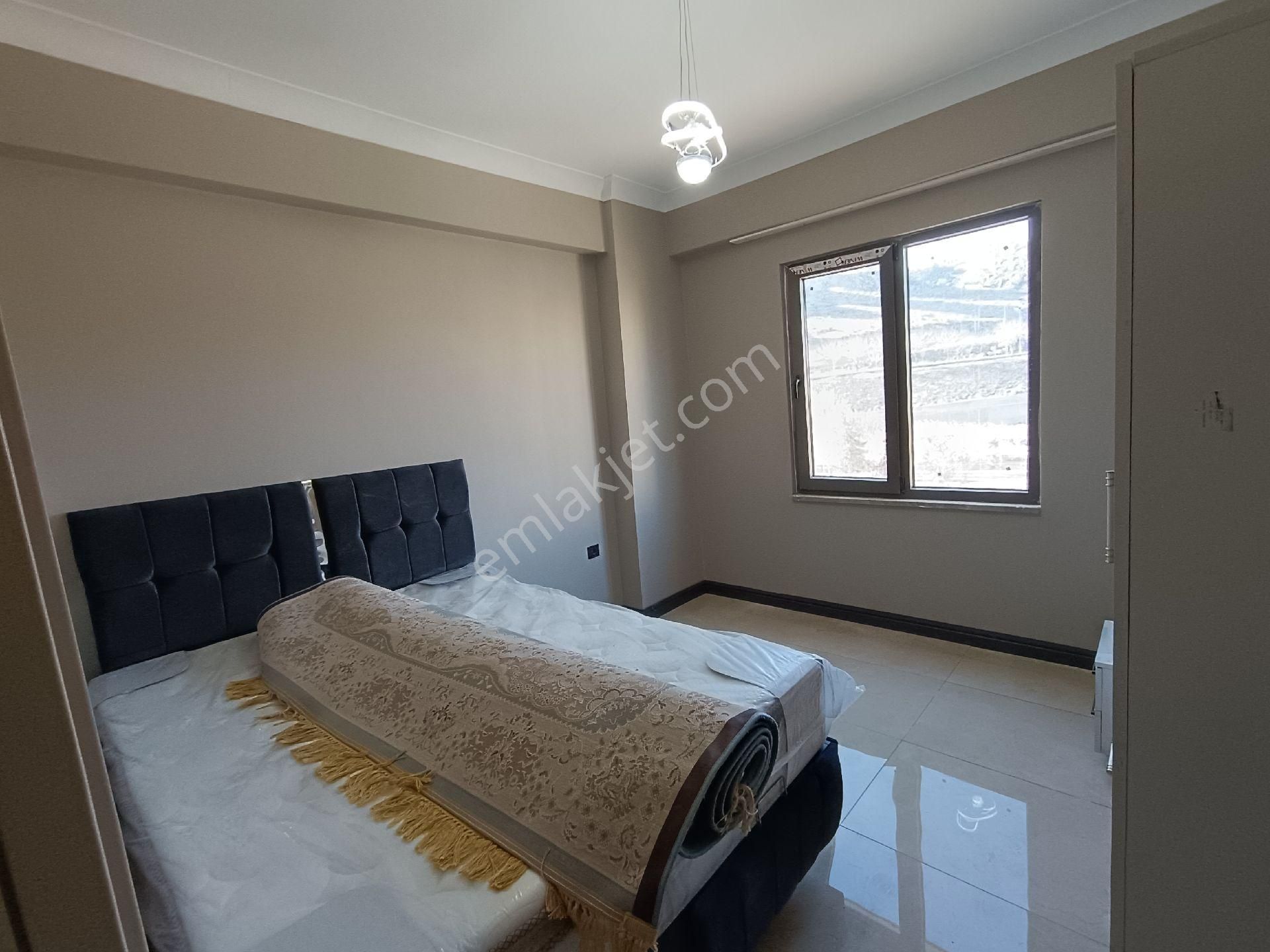 Akbayır Mahallesi Gap Dairesi Sahası Yani 1+1 Eşyalı Kiralık - Görsel 13
