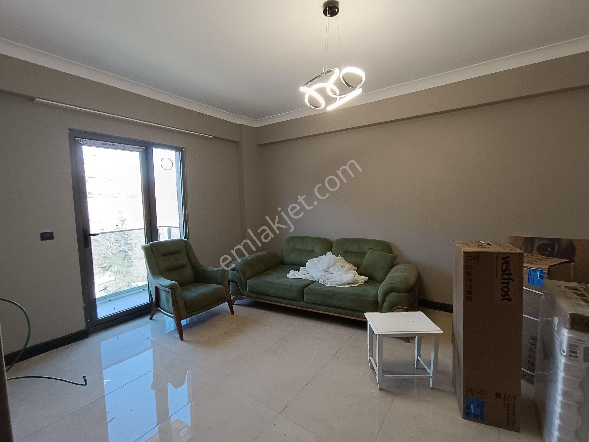 Akbayır Mahallesi Gap Dairesi Sahası Yani 1+1 Eşyalı Kiralık - Görsel 17