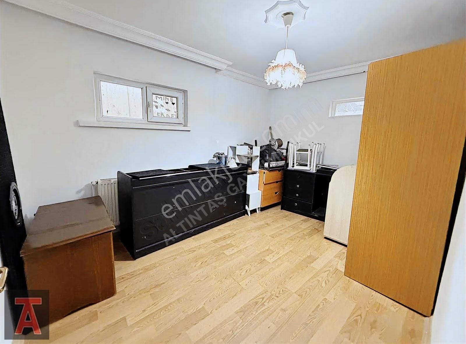 Alsancak Mah'de Cadde Üzeri Masrafsız G.metrekare 4+1 Daire - Görsel 6