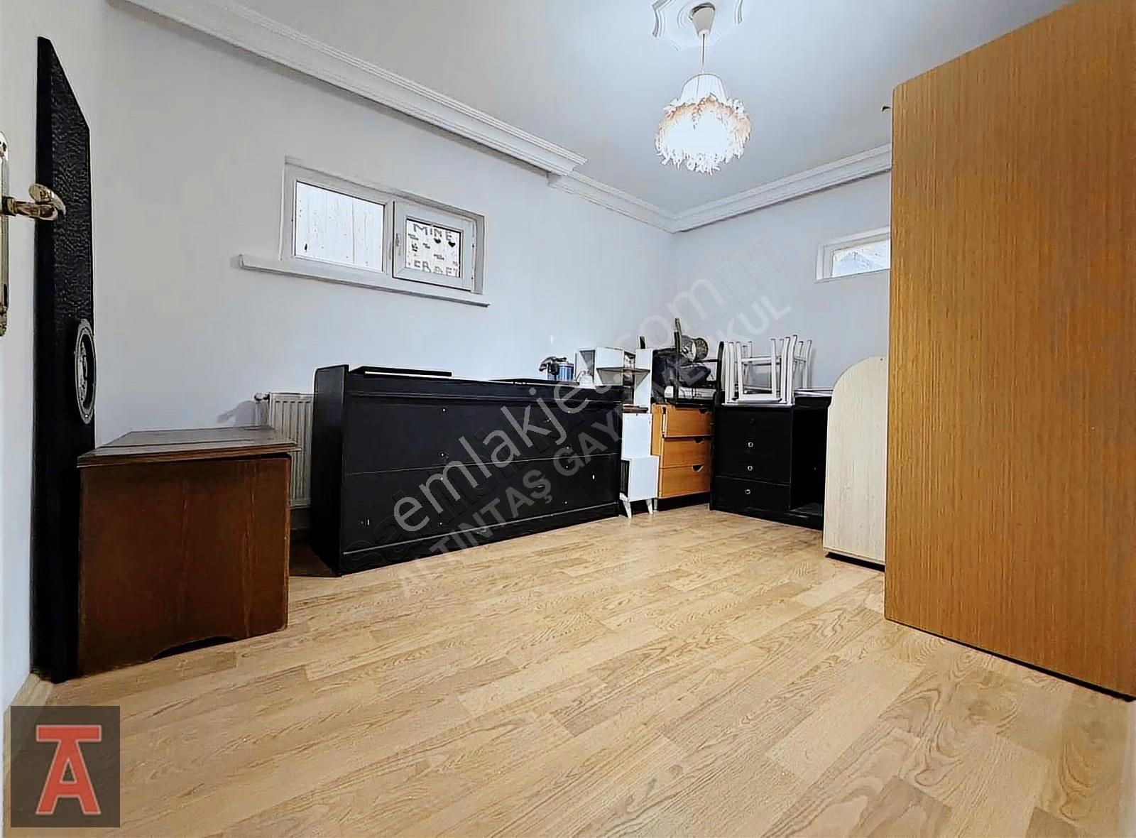 Alsancak Mah'de Cadde Üzeri Masrafsız G.metrekare 4+1 Daire - Görsel 12