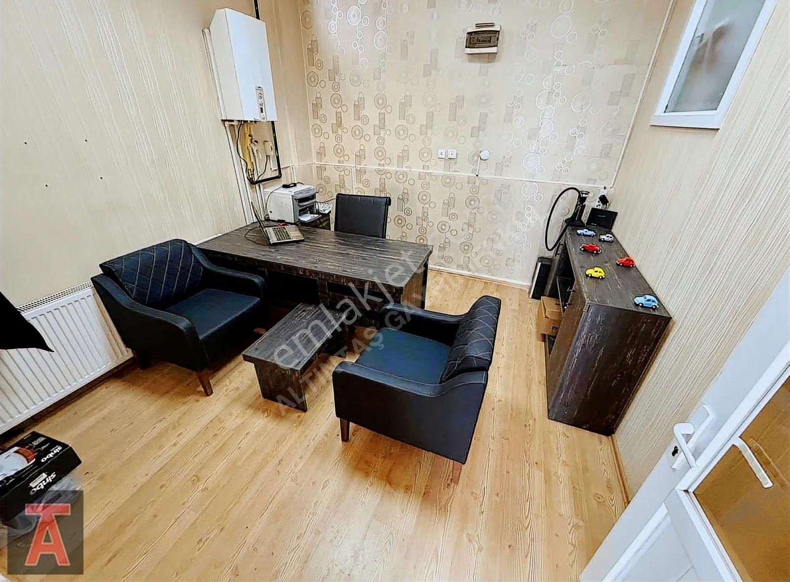 Piyade Mah.atilla Eşer Caddesi Üzerinde Kiralık Dükkan - Görsel 5