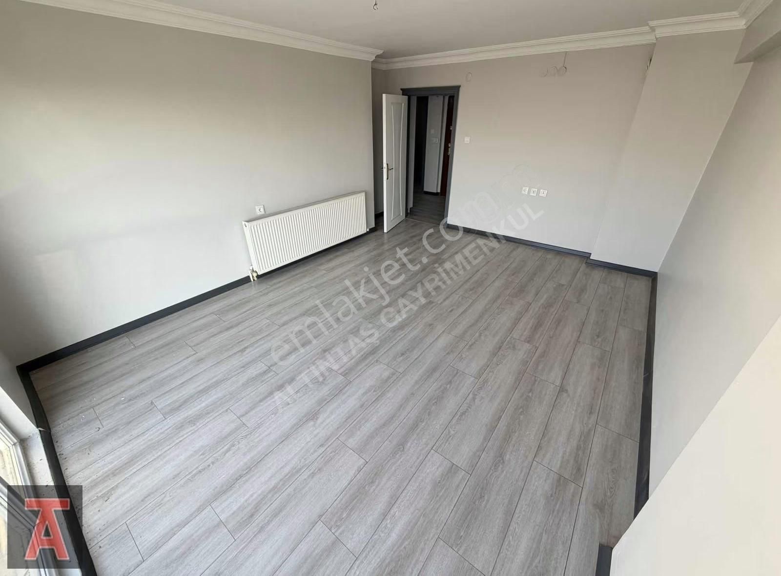 İstasyon Mahallesi Ara Kat Panoramik Manzaralı Masrafsız 3+1 - Görsel 13