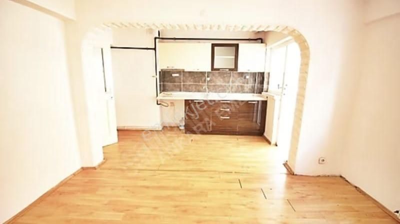 Ankara Emlak'tan Şahinler Sokakta Satılık Yapılı 4+1 Dubleks