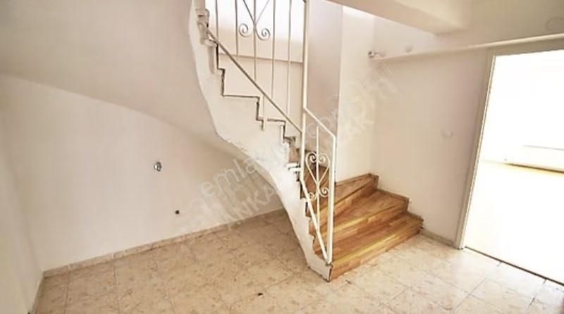 Ankara Emlak'tan Şahinler Sokakta Satılık Yapılı 4+1 Dubleks - Görsel 11