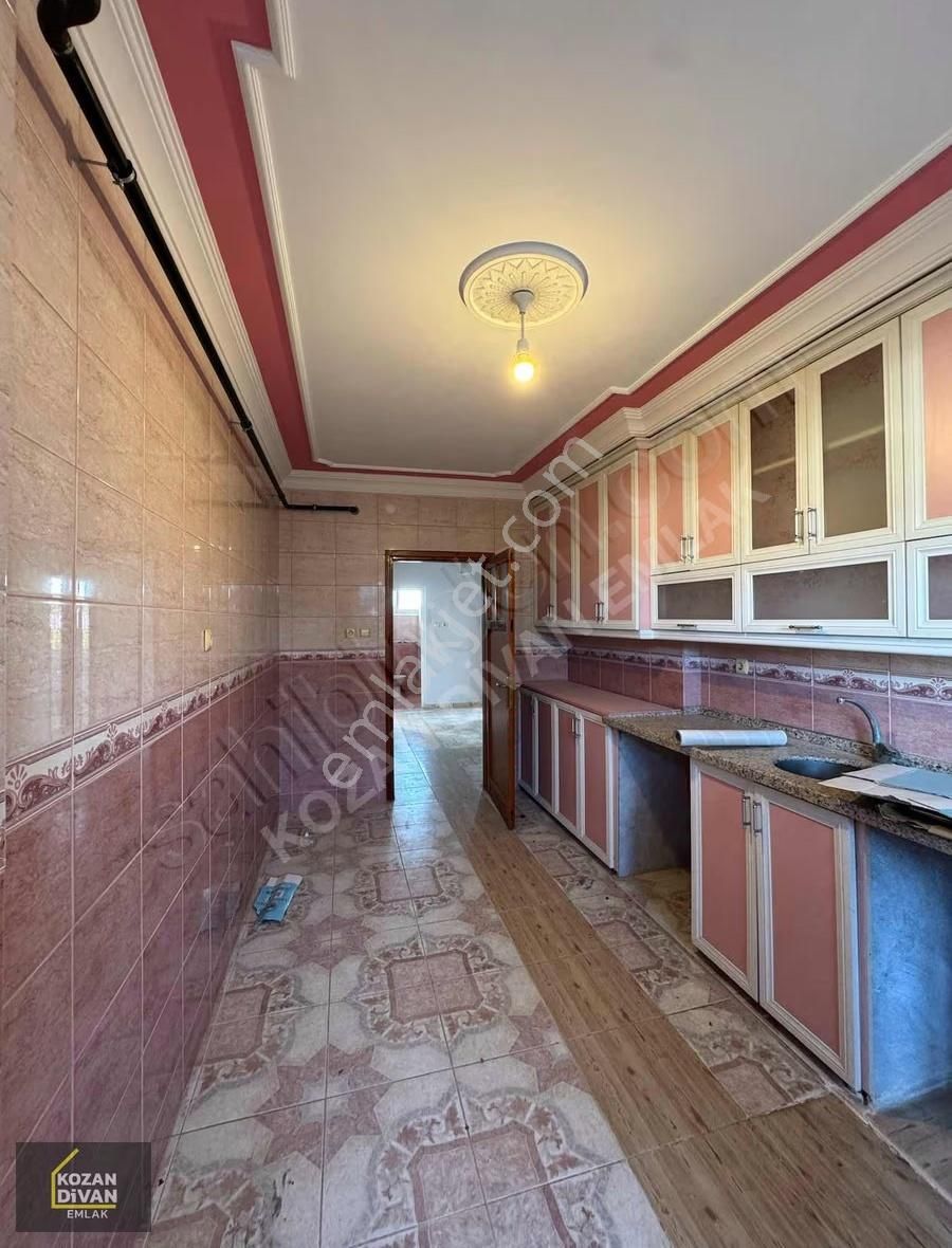 Kozan Divan Emlak'tan Ak Cami Yanı Kombili Müstakil - Görsel 16