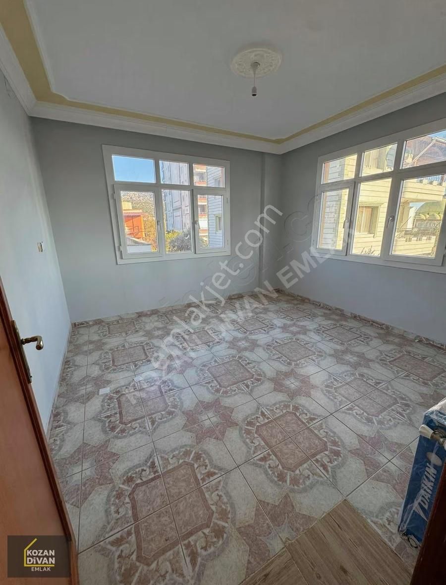 Kozan Divan Emlak'tan Ak Cami Yanı Kombili Müstakil - Görsel 10