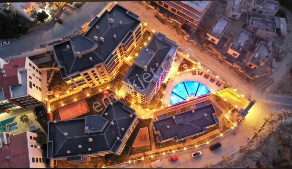 7/24güvenlık-acık/kapalı Havuz-sauna-fıtness-sosyal Alan-kapalı Otopark-ultra Lüx-doğalgazlı 3+1 - Görsel 2