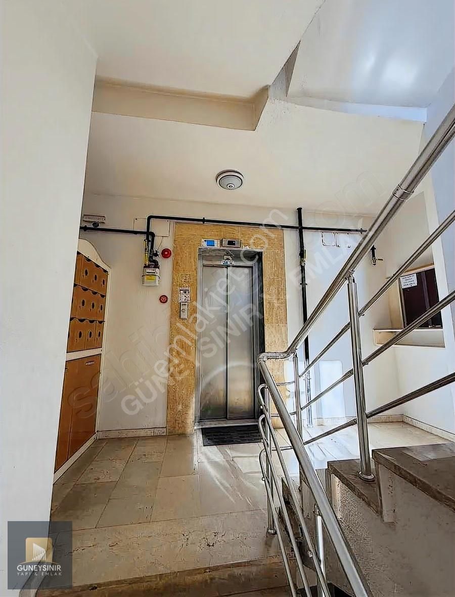 Altıyol Kavşagı Yakını Arakat 3+1 - Görsel 19