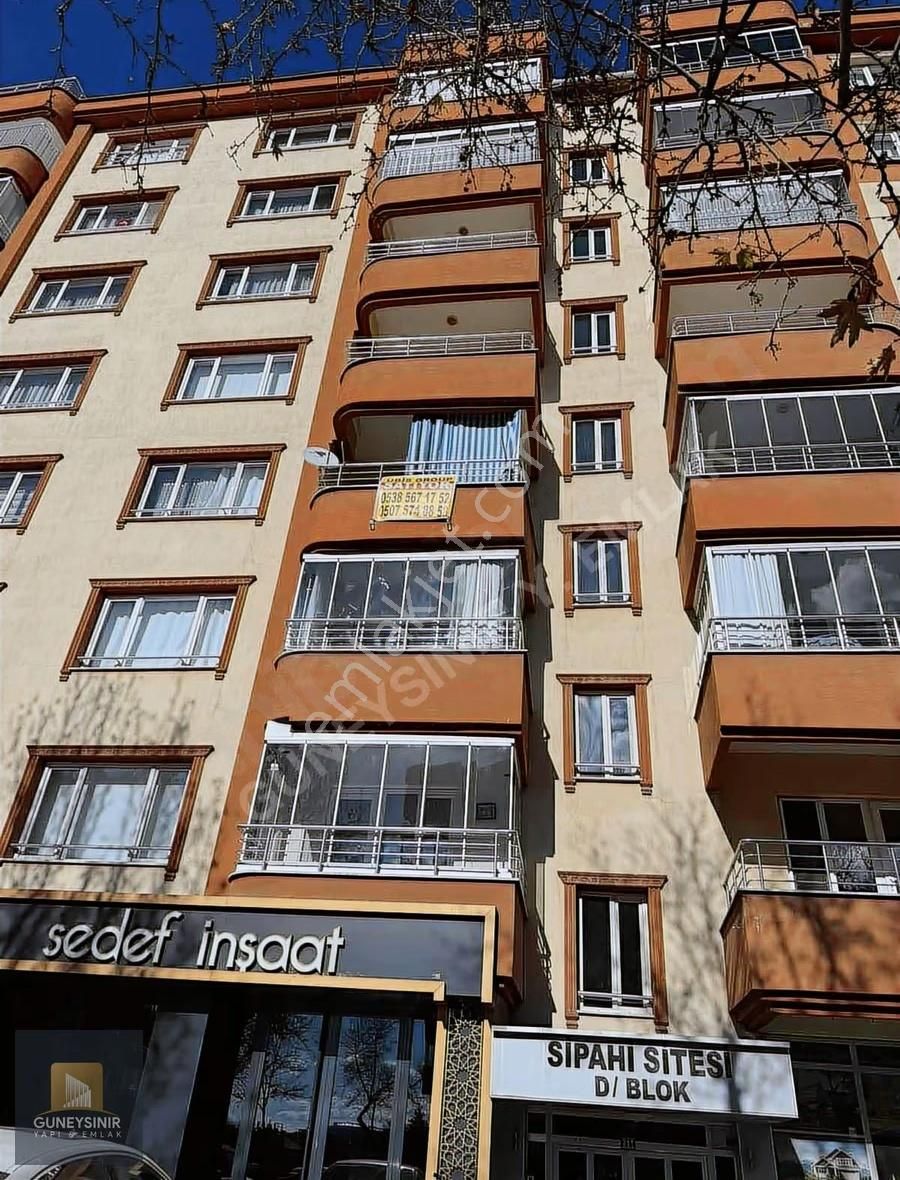 Altıyol Kavşagı Yakını Arakat 3+1