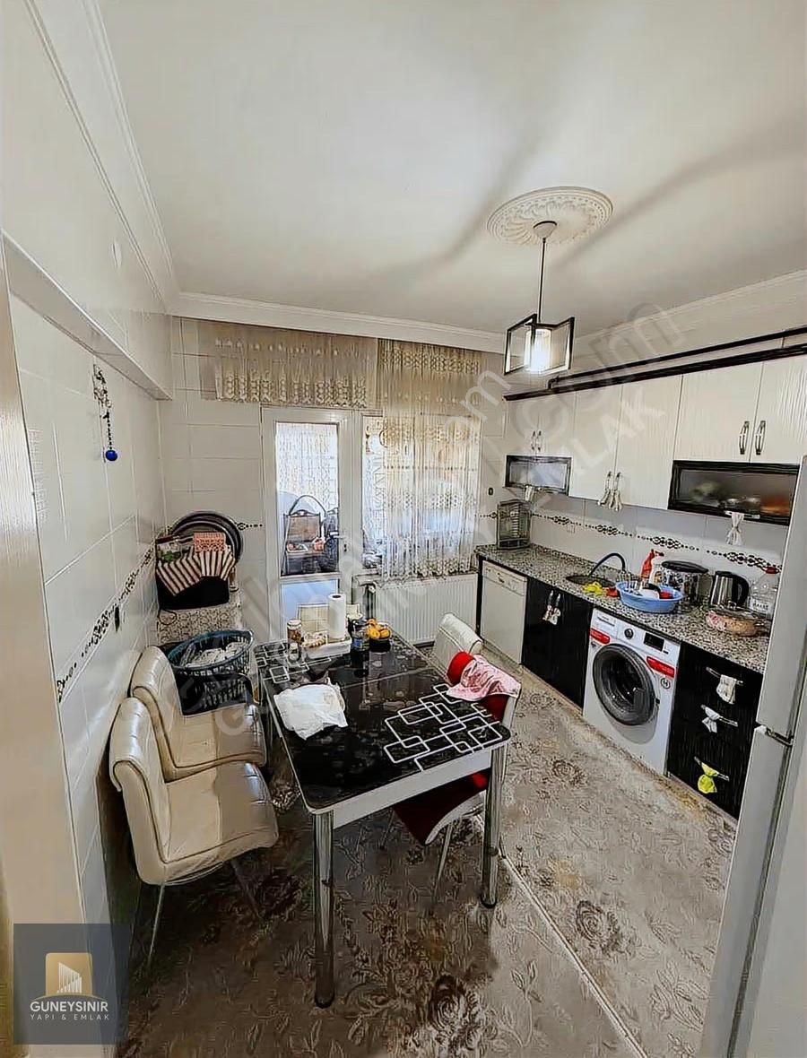 Altıyol Kavşagı Yakını Arakat 3+1 - Görsel 13