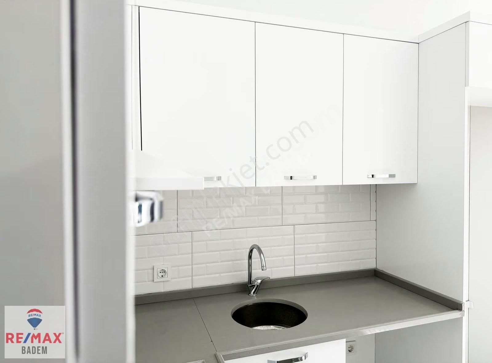 Karaincir Tatil Sitesinde Satılık Geniş Bahçeli Daire - Görsel 28