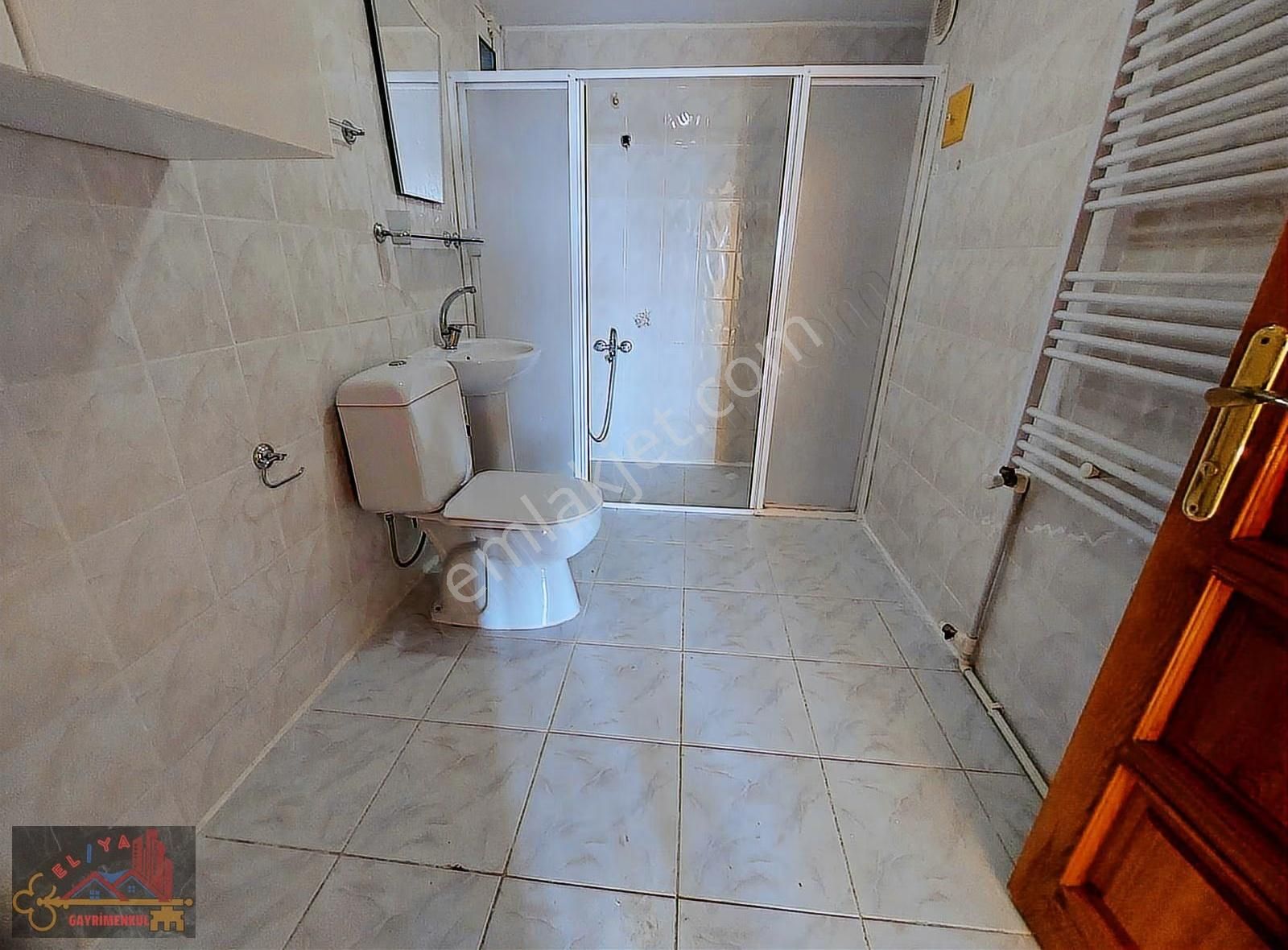 El/ya 'dan Sütlüce Mah. Arakat Geniş 3+1 Satılık Daire - Görsel 18