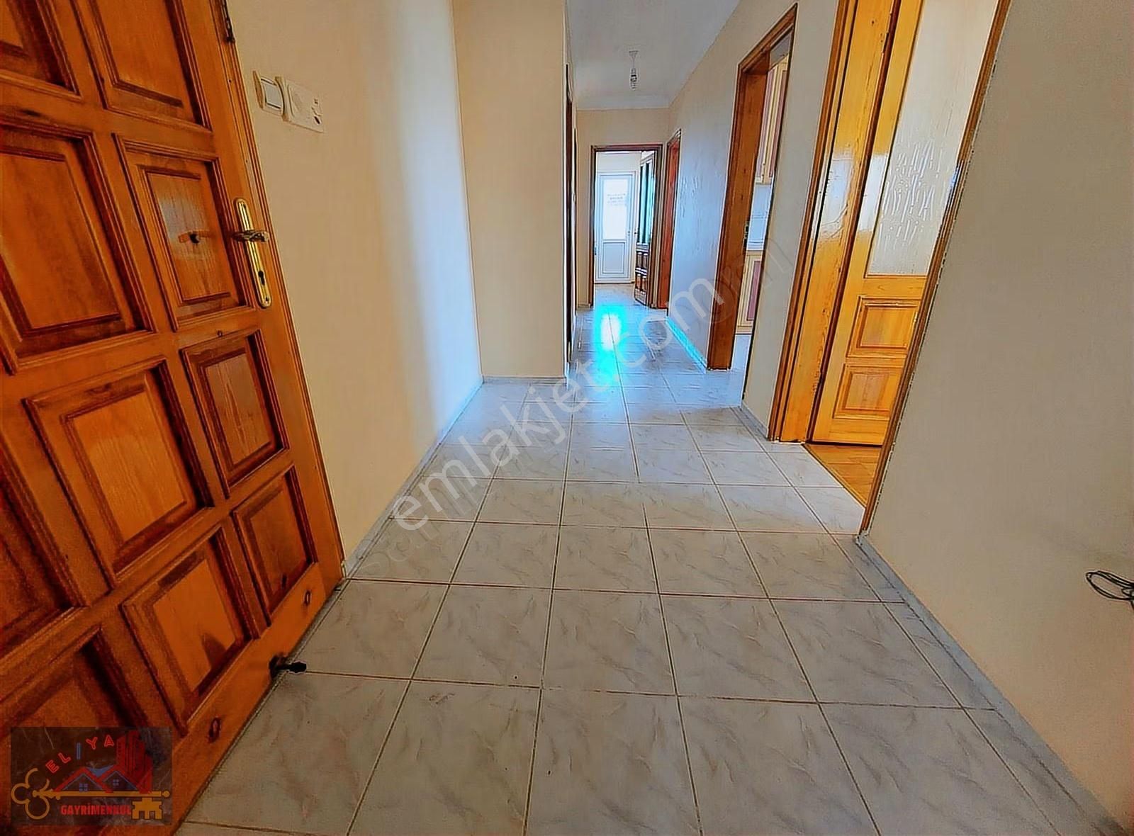 El/ya 'dan Sütlüce Mah. Arakat Geniş 3+1 Satılık Daire - Görsel 30