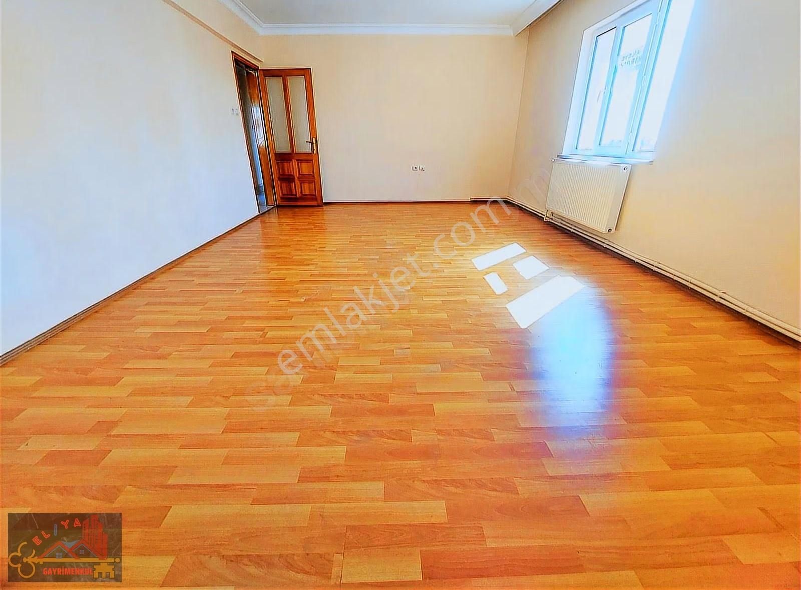 El/ya 'dan Sütlüce Mah. Arakat Geniş 3+1 Satılık Daire - Görsel 6