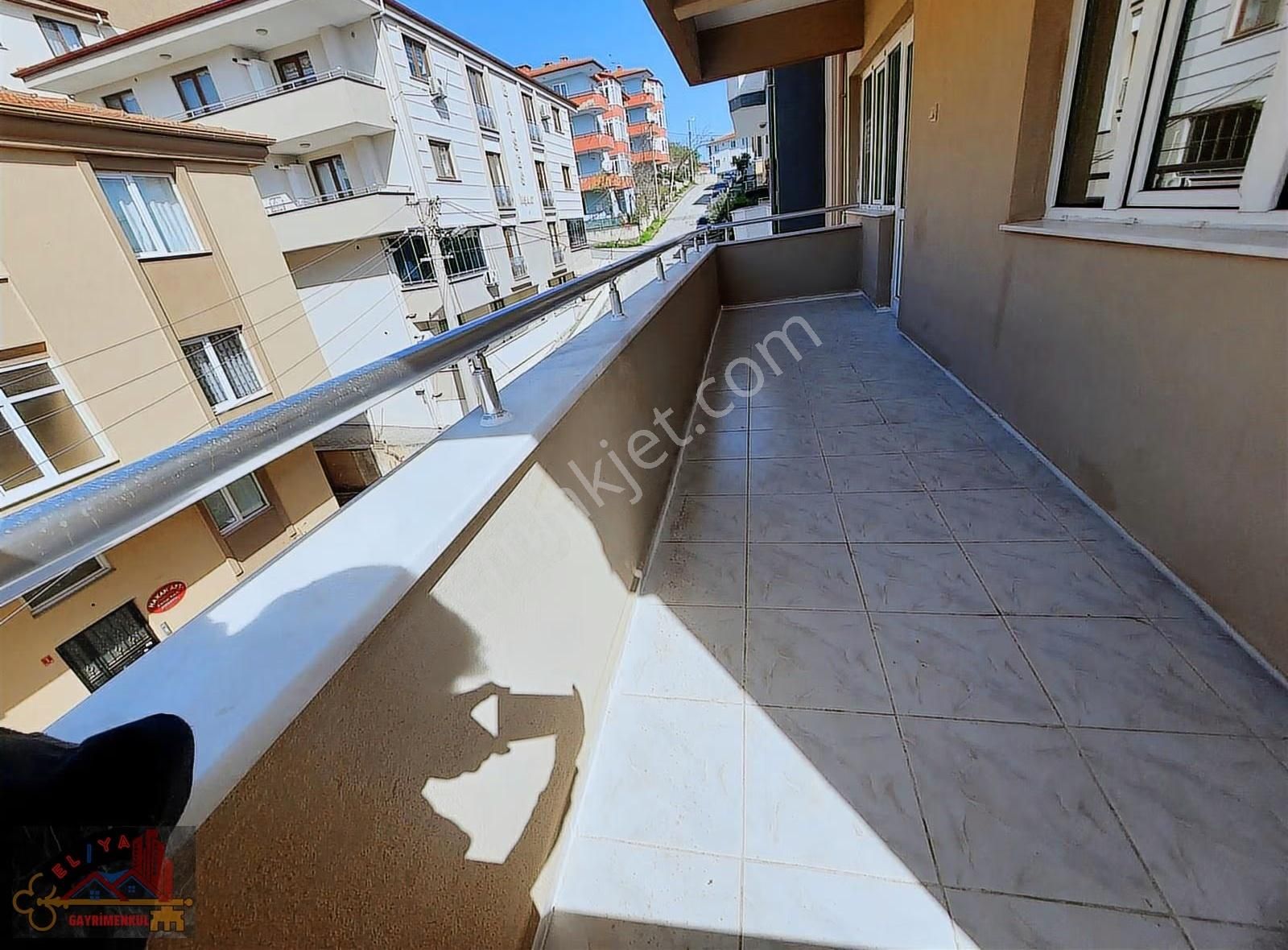 El/ya 'dan Sütlüce Mah. Arakat Geniş 3+1 Satılık Daire - Görsel 15