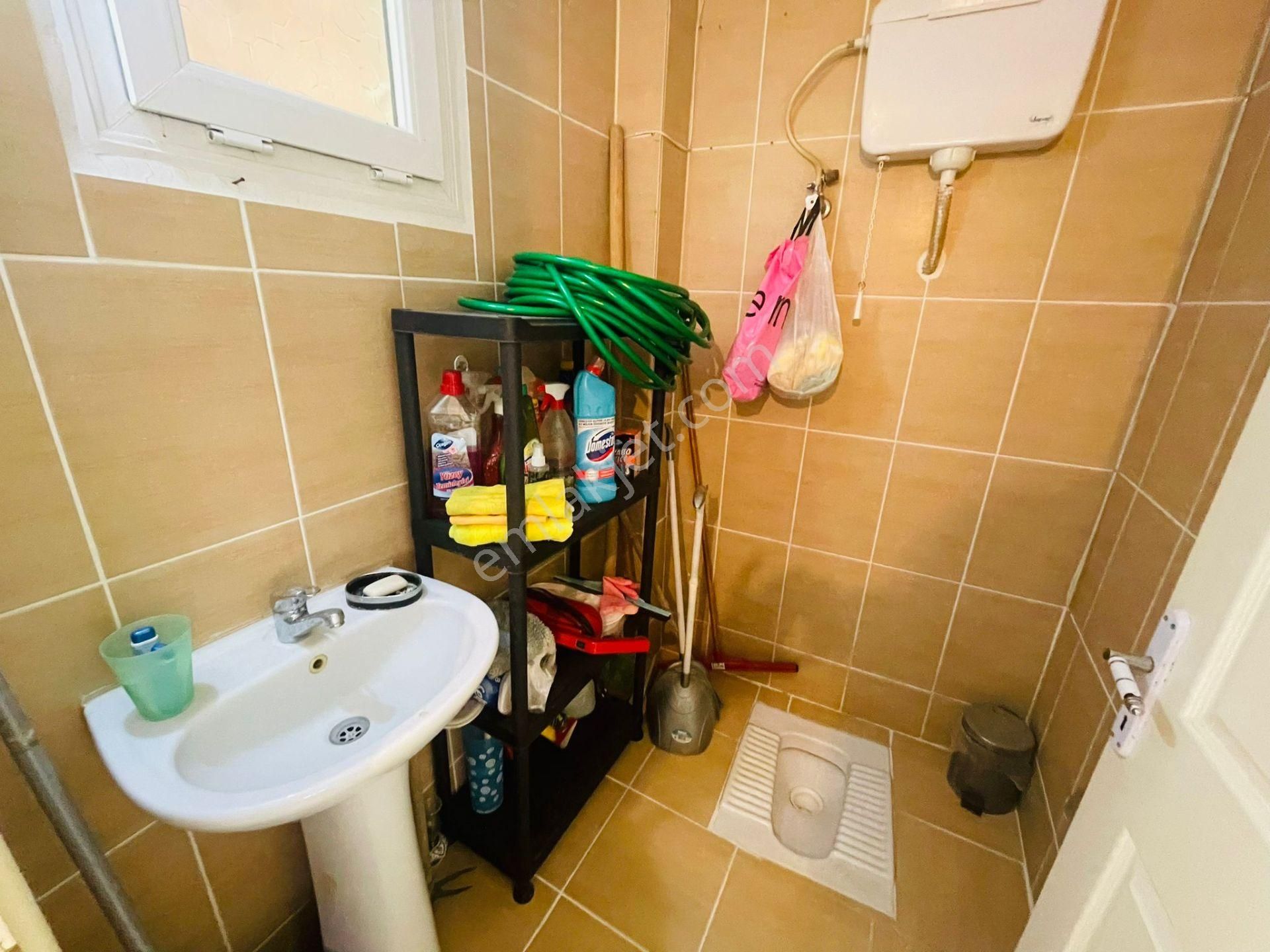 Şok Fiyat ! Aclass'dan Kusadasında Acıl Satılık -bahçelı-otoparklı-full Esyalı Fırsat Vılla - Görsel 24