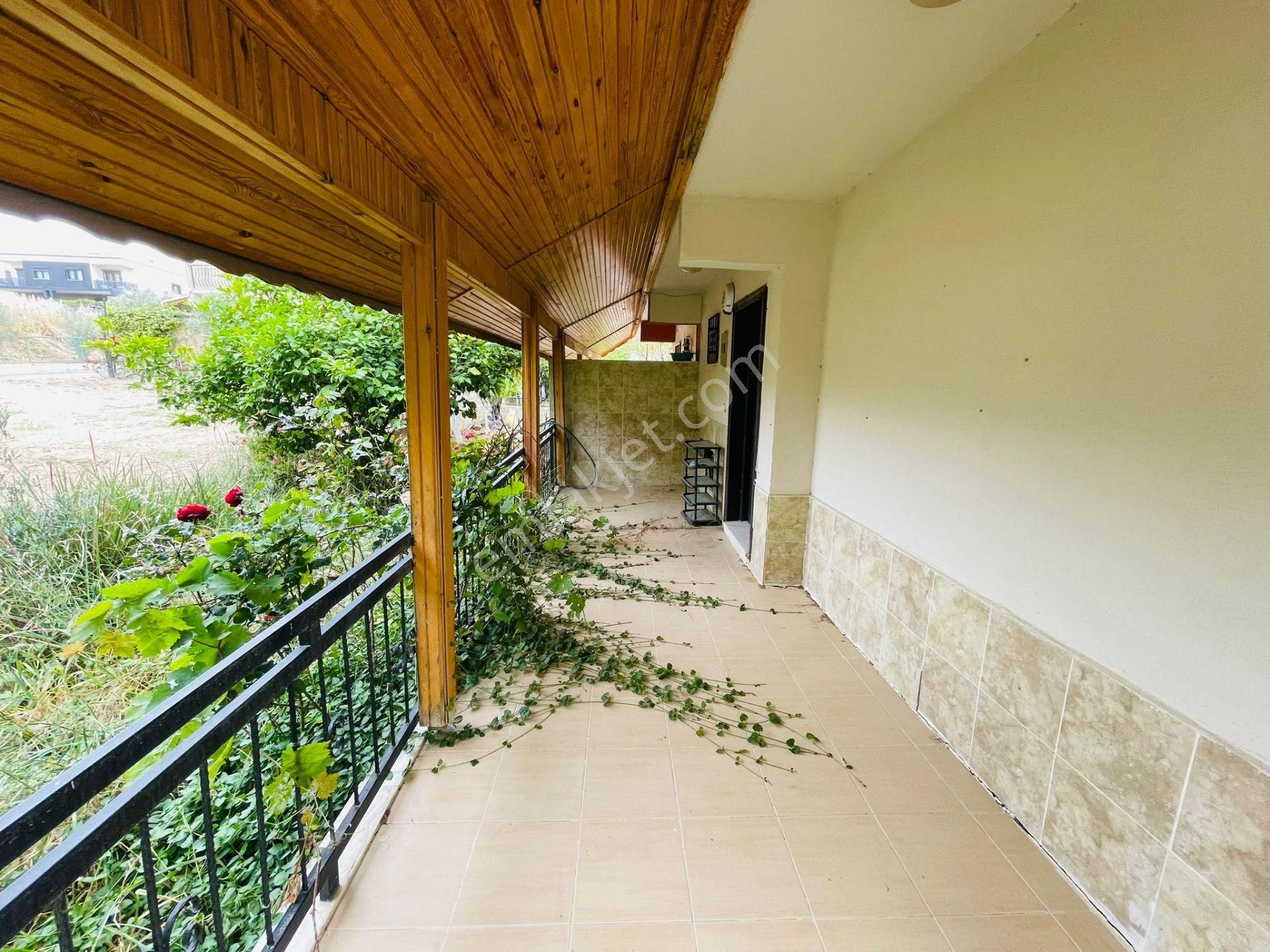 Şok Fiyat ! Aclass'dan Kusadasında Acıl Satılık -bahçelı-otoparklı-full Esyalı Fırsat Vılla - Görsel 15