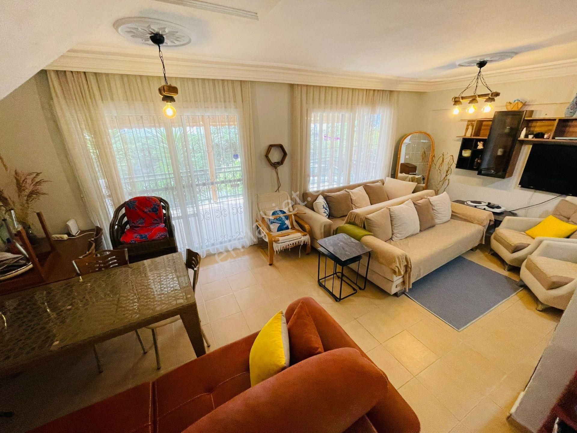 Şok Fiyat ! Aclass'dan Kusadasında Acıl Satılık -bahçelı-otoparklı-full Esyalı Fırsat Vılla - Görsel 17