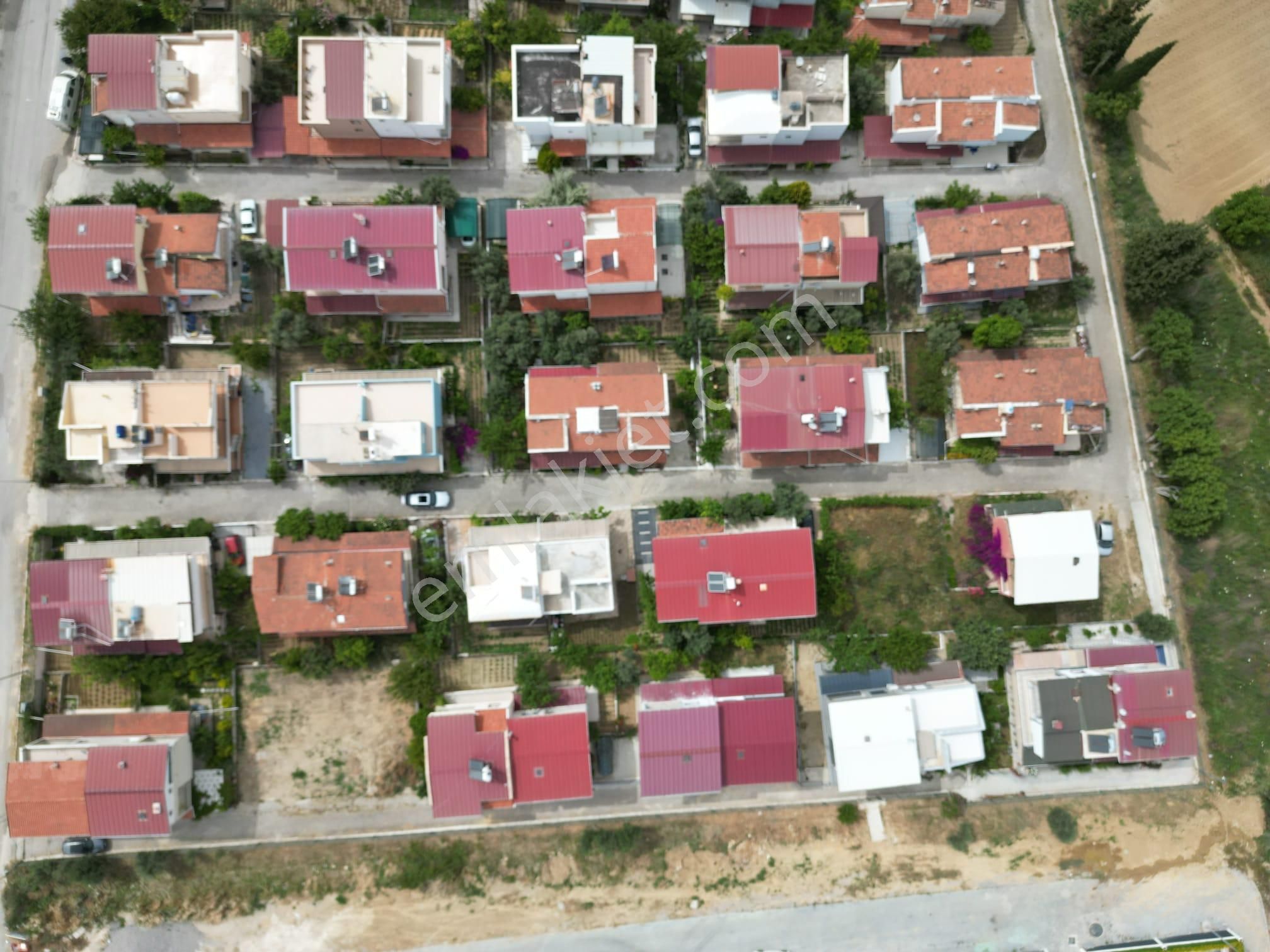 Şok Fiyat ! Aclass'dan Kusadasında Acıl Satılık -bahçelı-otoparklı-full Esyalı Fırsat Vılla - Görsel 7