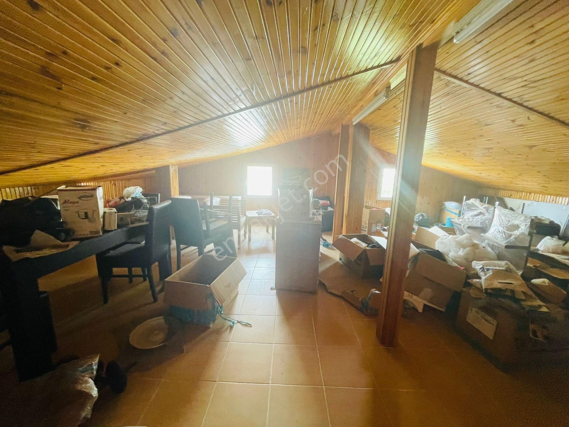 Şok Fiyat ! Aclass'dan Kusadasında Acıl Satılık -bahçelı-otoparklı-full Esyalı Fırsat Vılla - Görsel 27