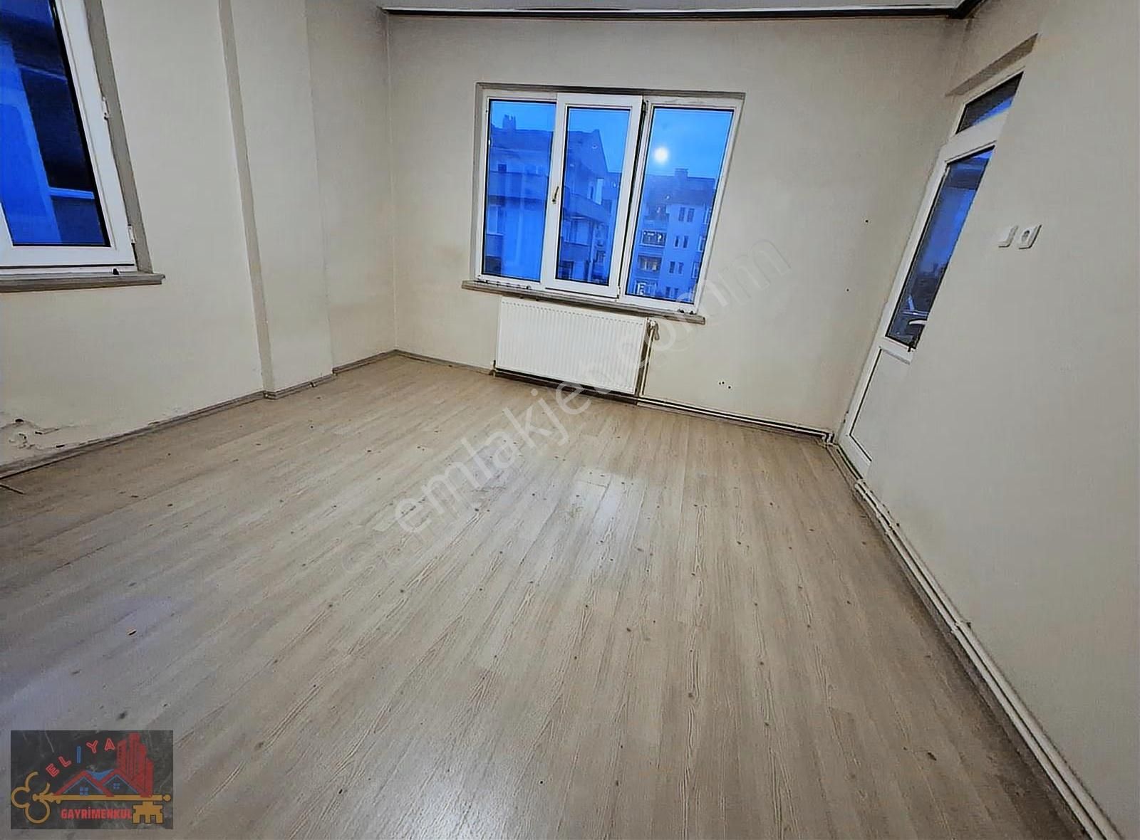 El/ya'dan Bahçelievler Çarşamba Arkası Geniş 3+1 Kiralık Daire - Görsel 13