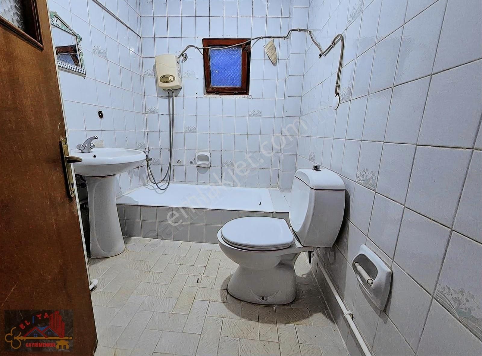 El/ya'dan Bahçelievler Çarşamba Arkası Geniş 3+1 Kiralık Daire - Görsel 17