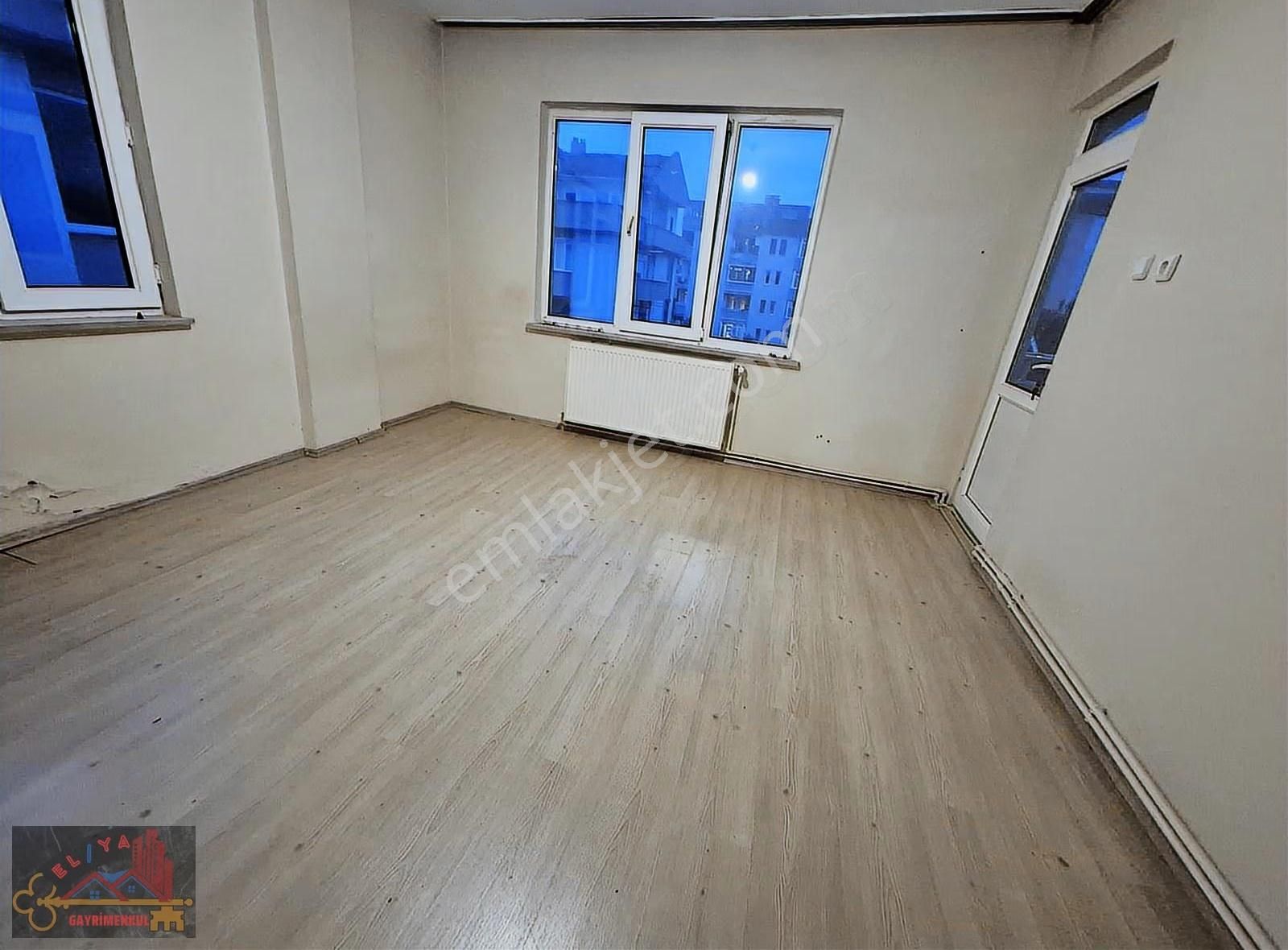El/ya'dan Bahçelievler Çarşamba Arkası Geniş 3+1 Kiralık Daire - Görsel 14