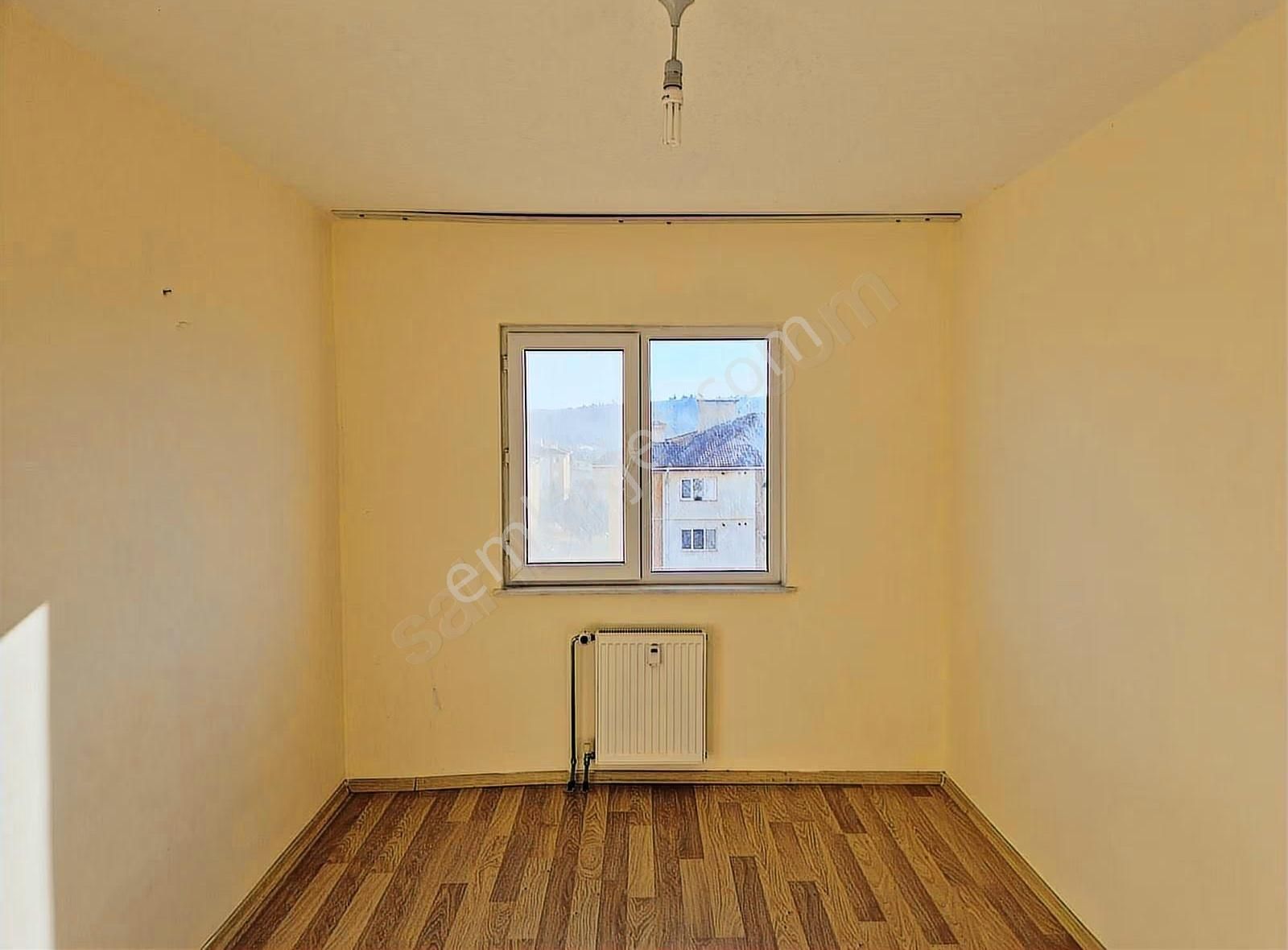 İpekyolu Yapı Emlak'tan Acill Satılık Daire - Görsel 11