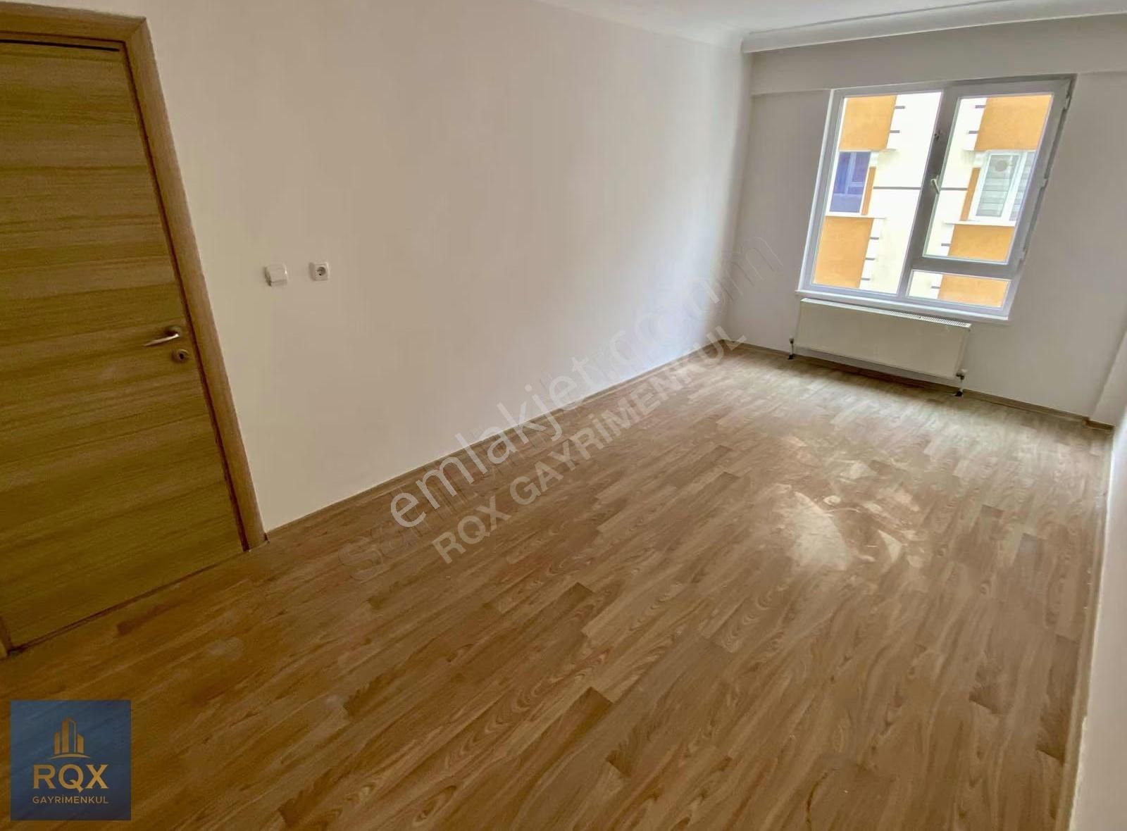 Topçuda Bağımsız Mutfak Ara Kat Ön Cephe Asansörlü 2+1 Boş Daire - Görsel 20