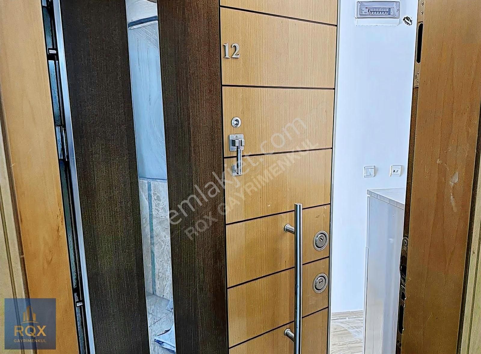 Topçuda Bağımsız Mutfak Ara Kat Ön Cephe Asansörlü 2+1 Boş Daire - Görsel 21