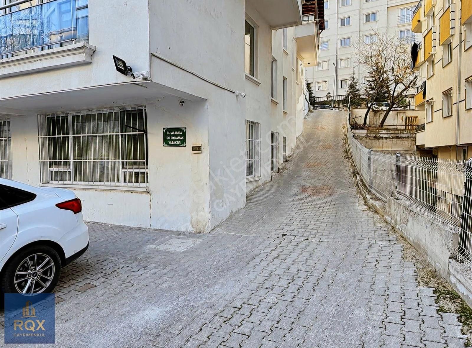 Topçuda Bağımsız Mutfak Ara Kat Ön Cephe Asansörlü 2+1 Boş Daire - Görsel 7