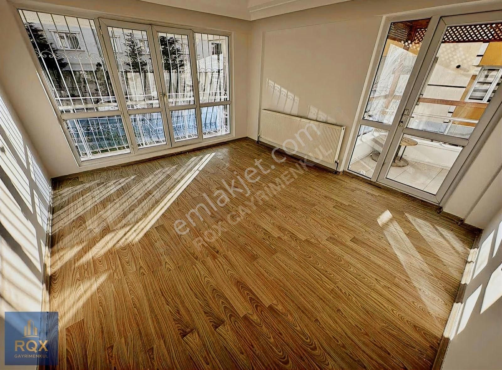 Topçuda Bağımsız Mutfak Ara Kat Ön Cephe Asansörlü 2+1 Boş Daire - Görsel 13