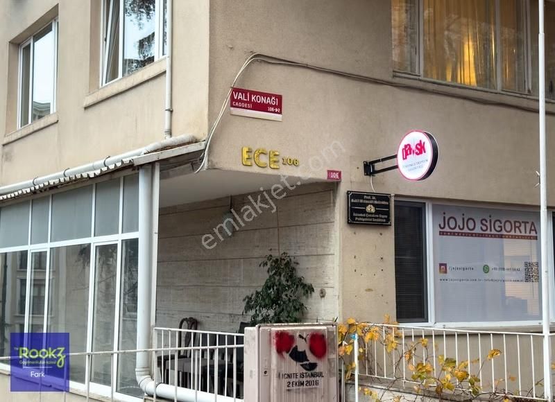 Nişantaşı Valikonağı Geniş Bakımlı 6+1 Emsalsiz Satılık Daire
