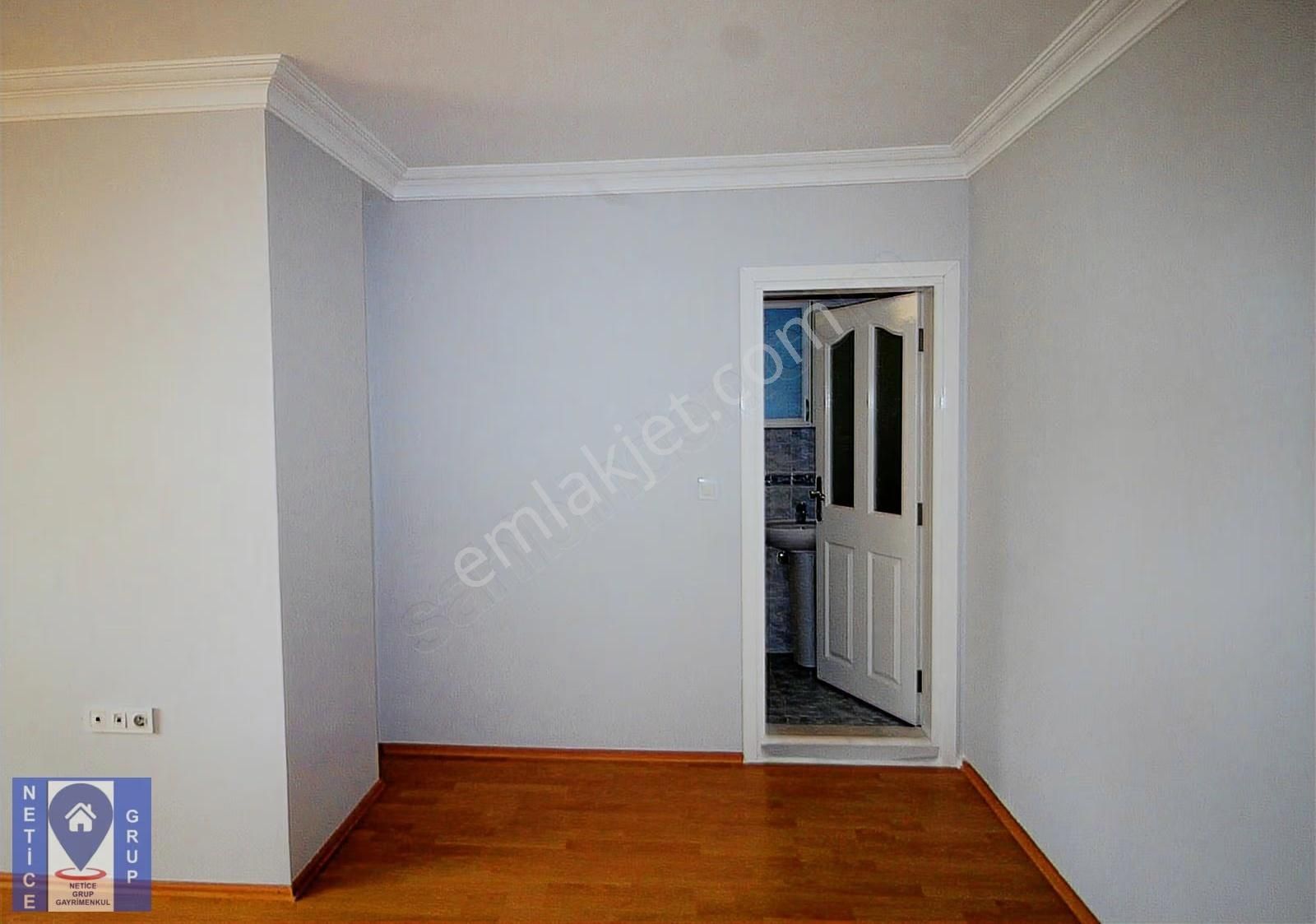 Konak Mahallesinde Harika Bir Konumda Geniş 4+1 Kiralık - Görsel 13