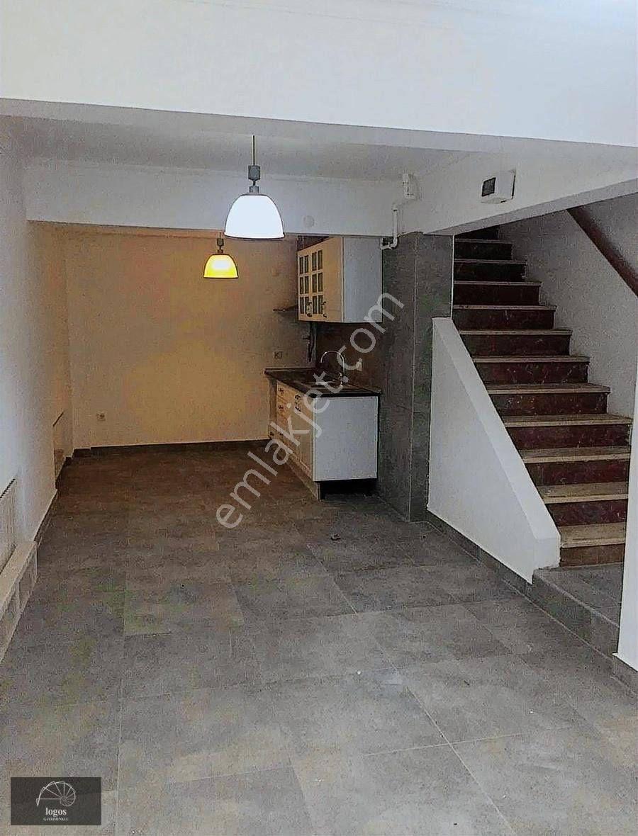 Arnavutköy'de Sahile 100 Mt Mesafede Masrafsız Ofis Katı - Görsel 2