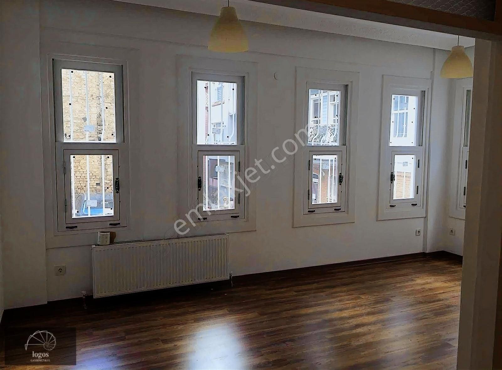 Arnavutköy'de Sahile 100 Mt Mesafede Masrafsız Ofis Katı - Görsel 4