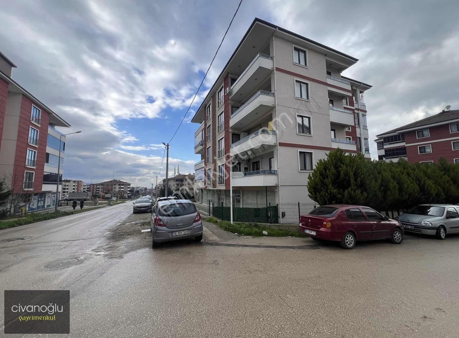 Nilüfer Akçalar'da Merkezi Konumda Temiz Geniş 2+1 Kiralık Daire