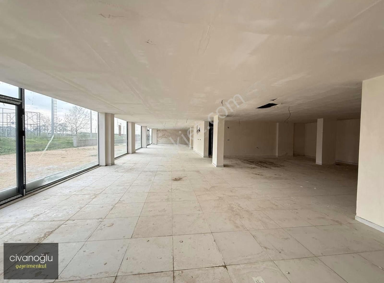 Nilüfer Akçalarda Kiralık 300m2 Dükkan - Görsel 9