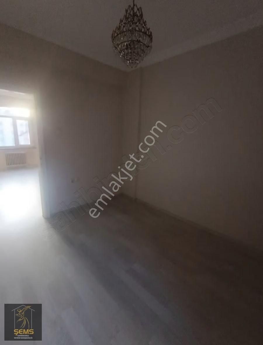 Site İçerisinde Aile Apartmanında Kiralık Bakımlı Daire - Görsel 12