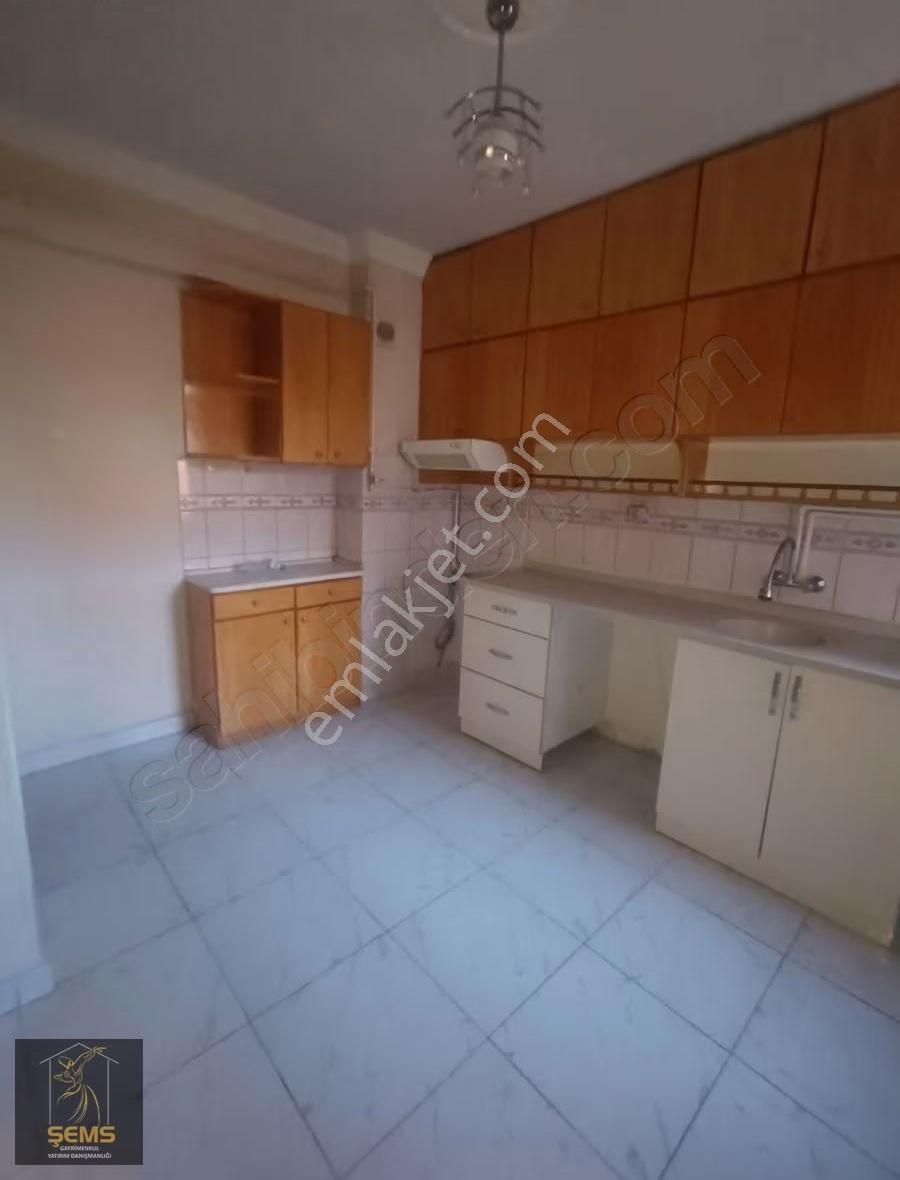 Site İçerisinde Aile Apartmanında Kiralık Bakımlı Daire - Görsel 13
