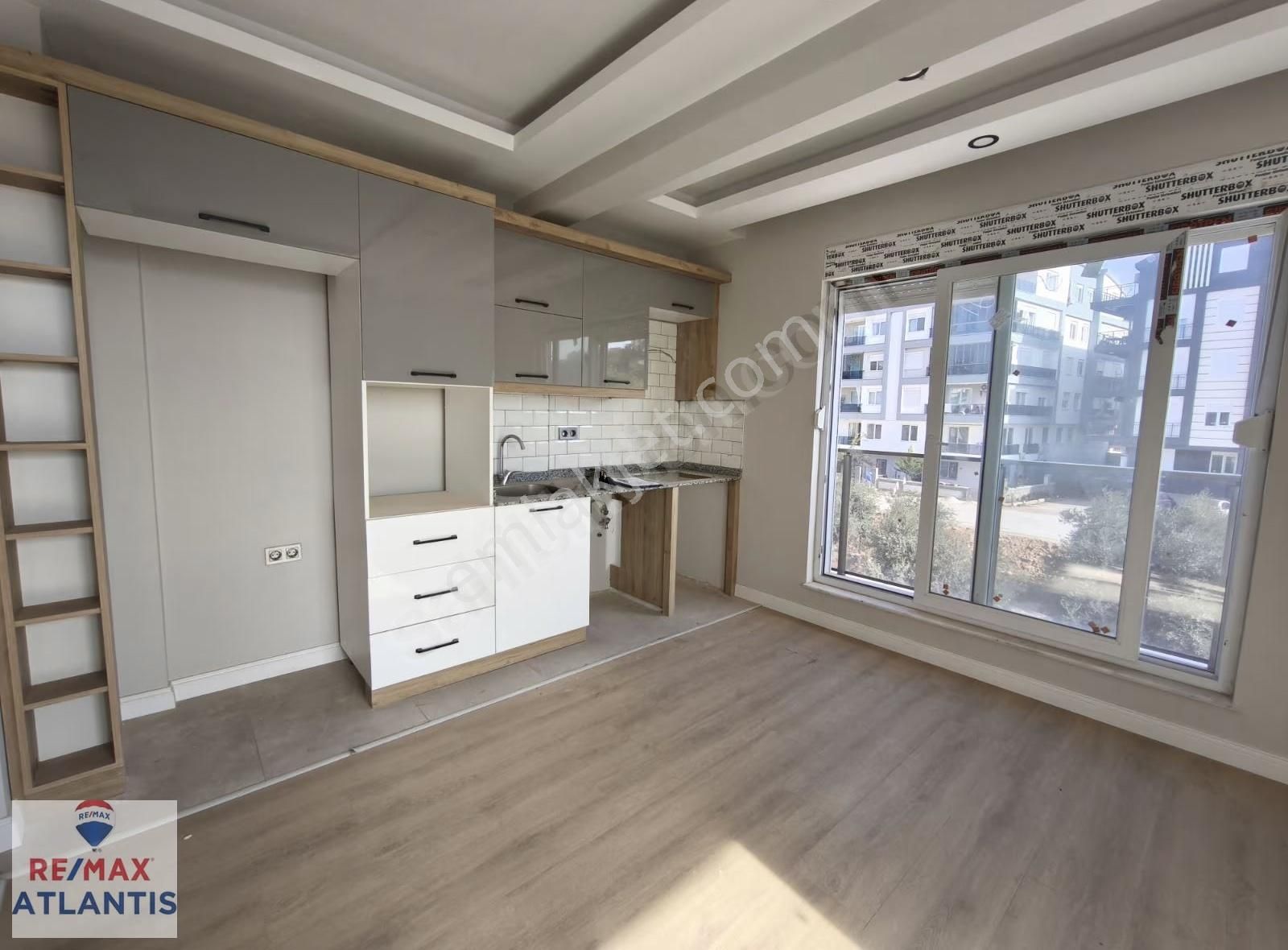 Şehir Hastanesine Yakın Site İçerisinde Katta Kiralık Sıfır 1+1 - Görsel 13